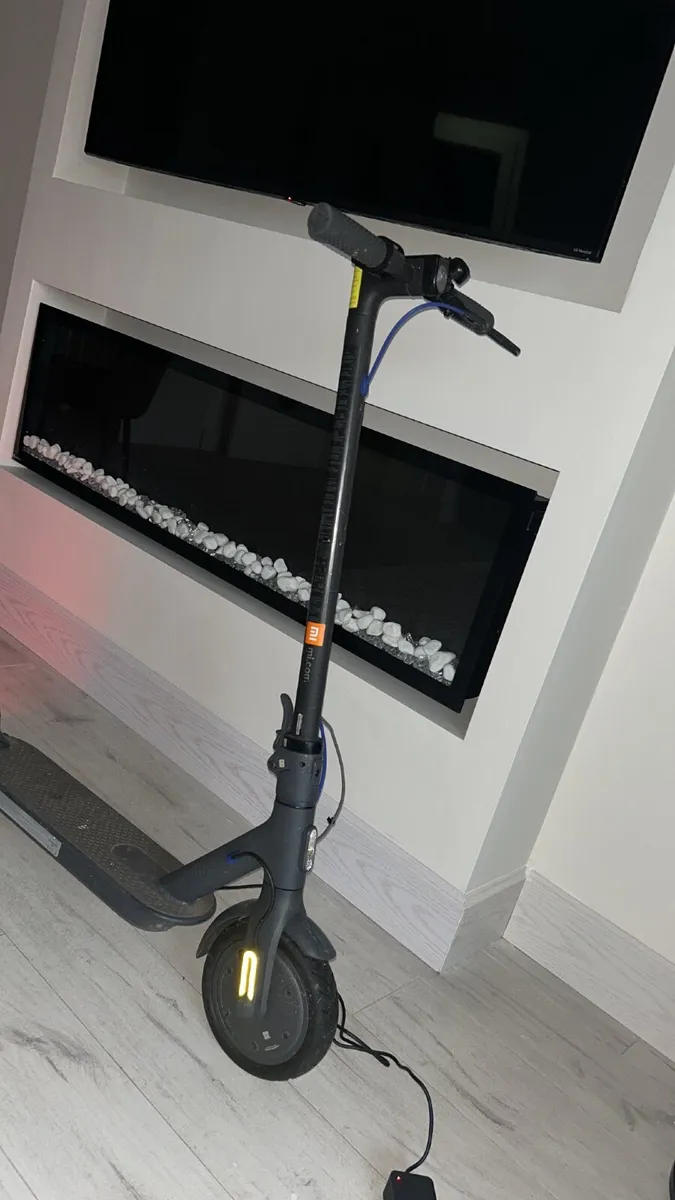 Electric Scooter - Image 2