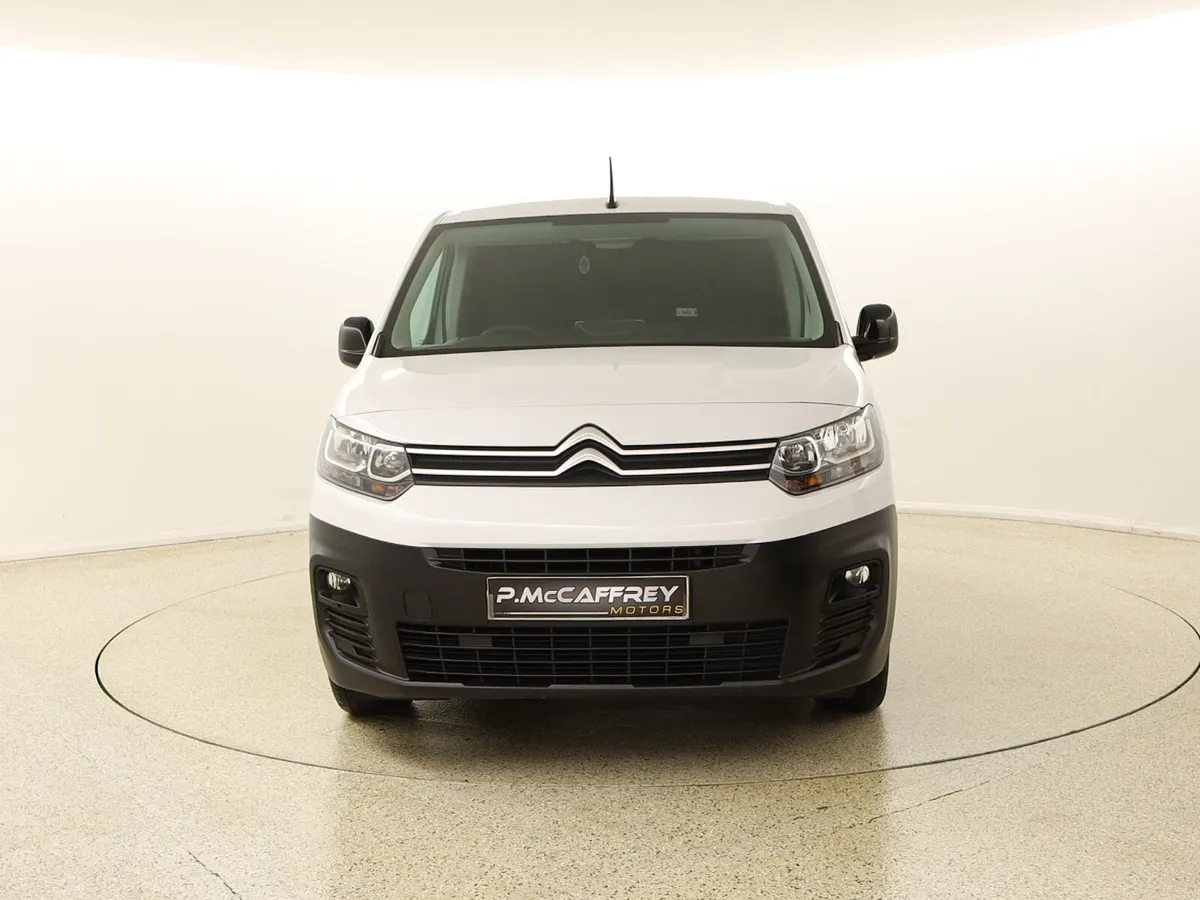 2022 Citroen Berlingo 1.5 HDI Enterprise 3 seater - Image 2