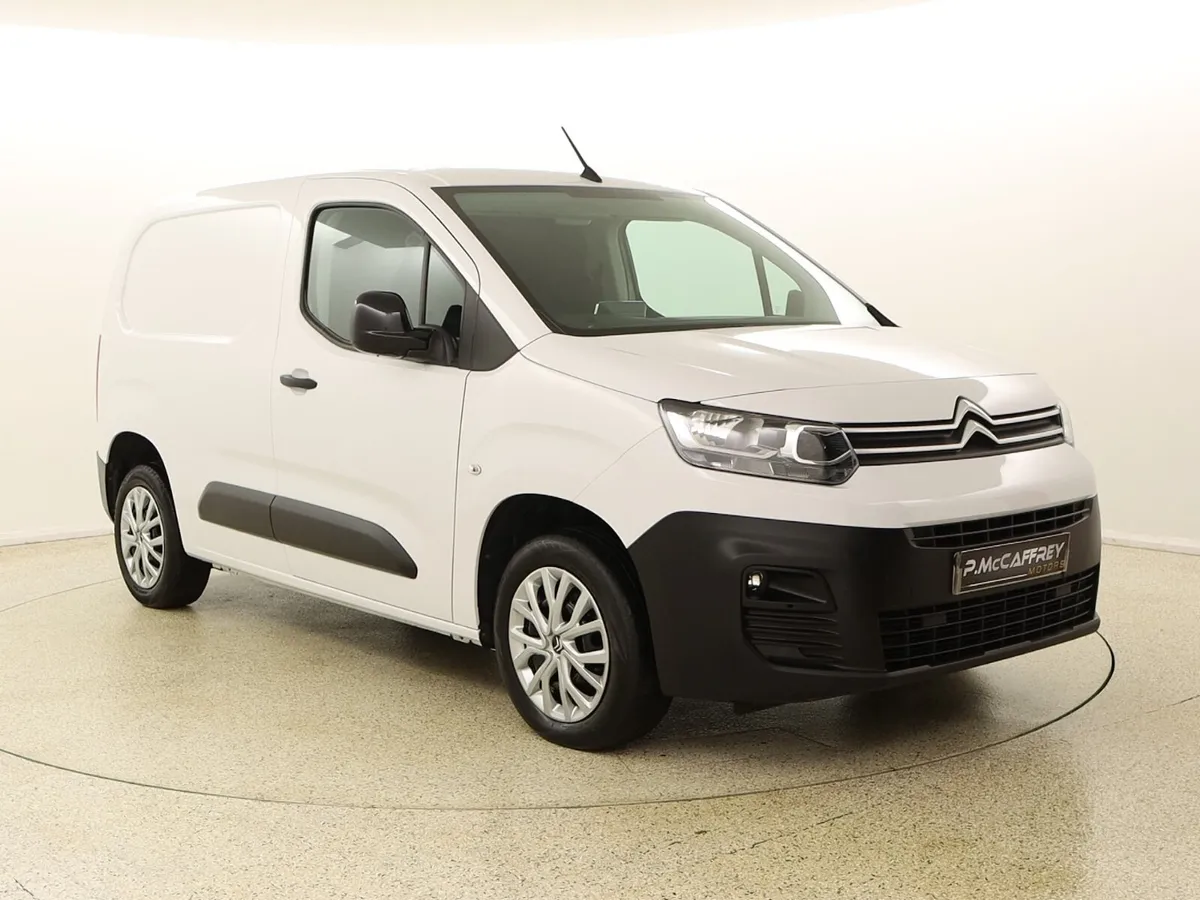 2022 Citroen Berlingo 1.5 HDI Enterprise 3 seater - Image 1