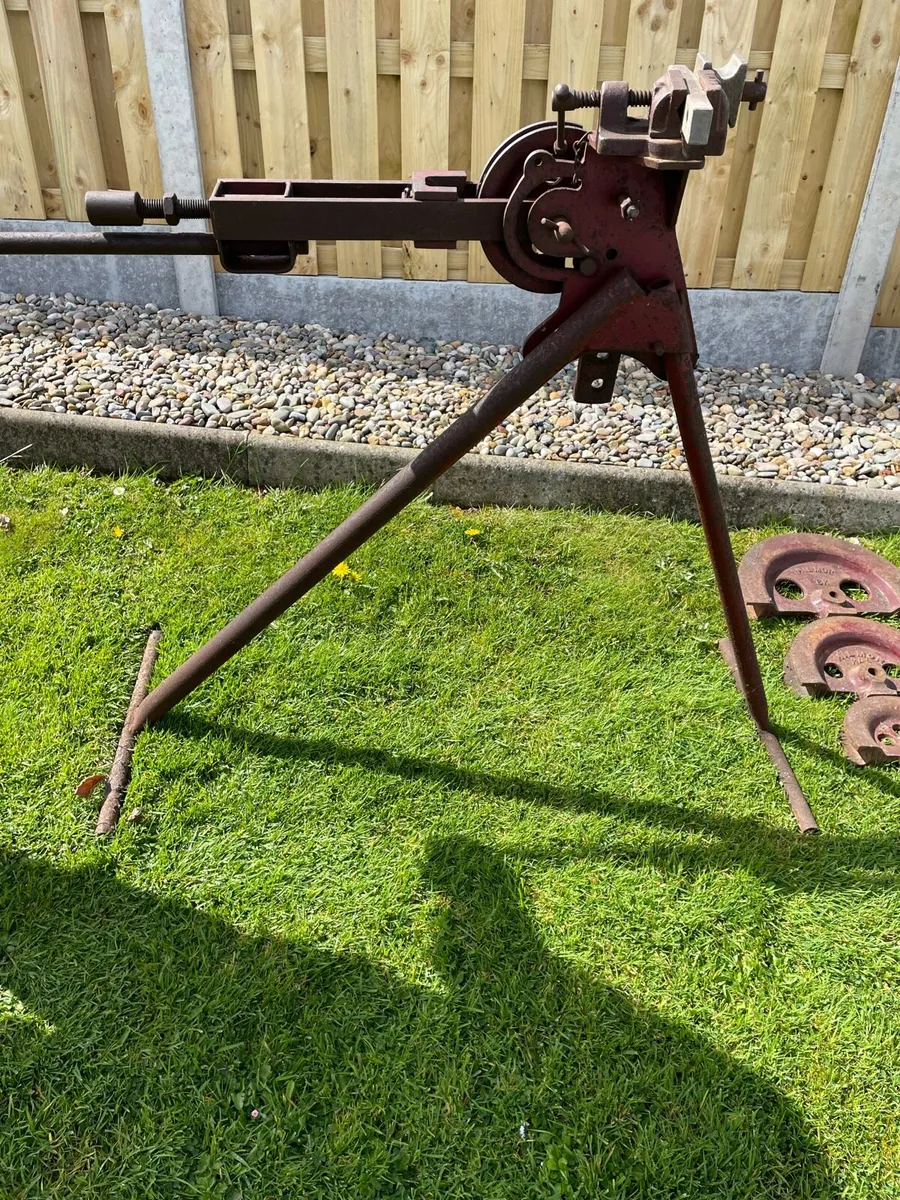 Pipe benders - Image 1