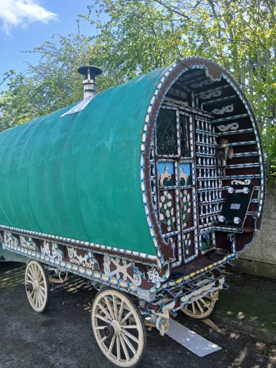 Gypsy wagon - Image 1