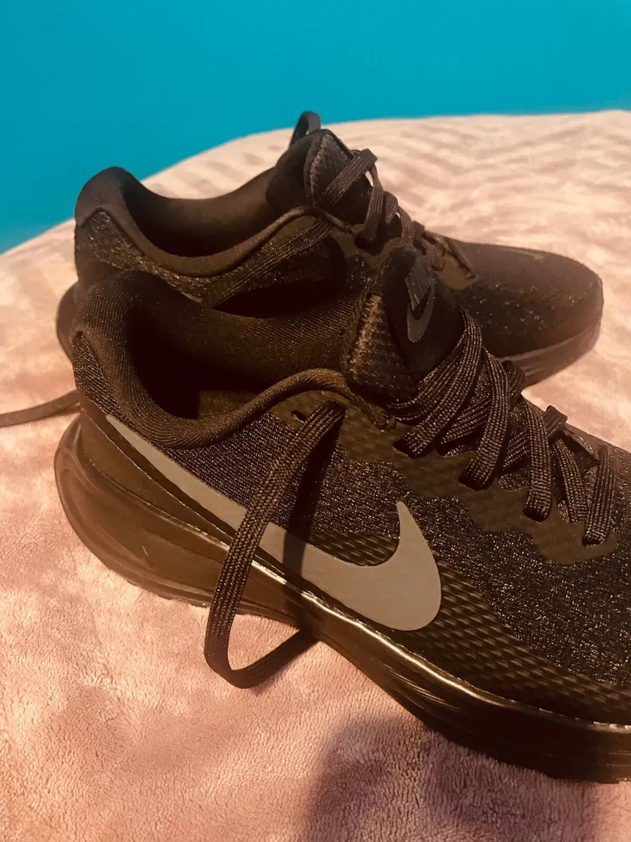 Nike Trainers - Image 1