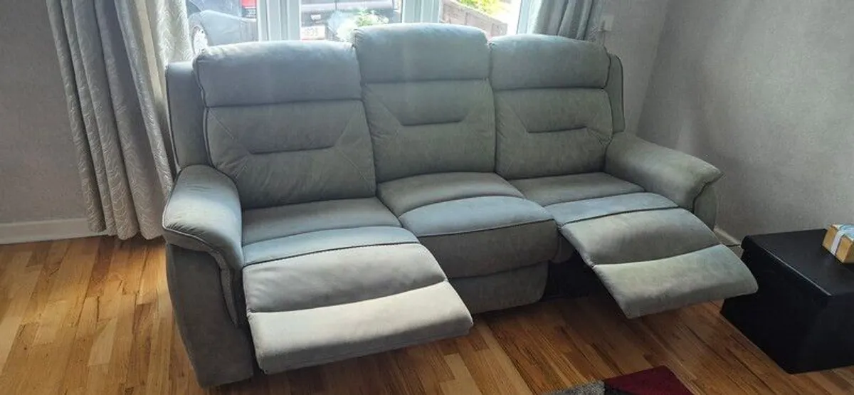 3 seater sofa - Image 1