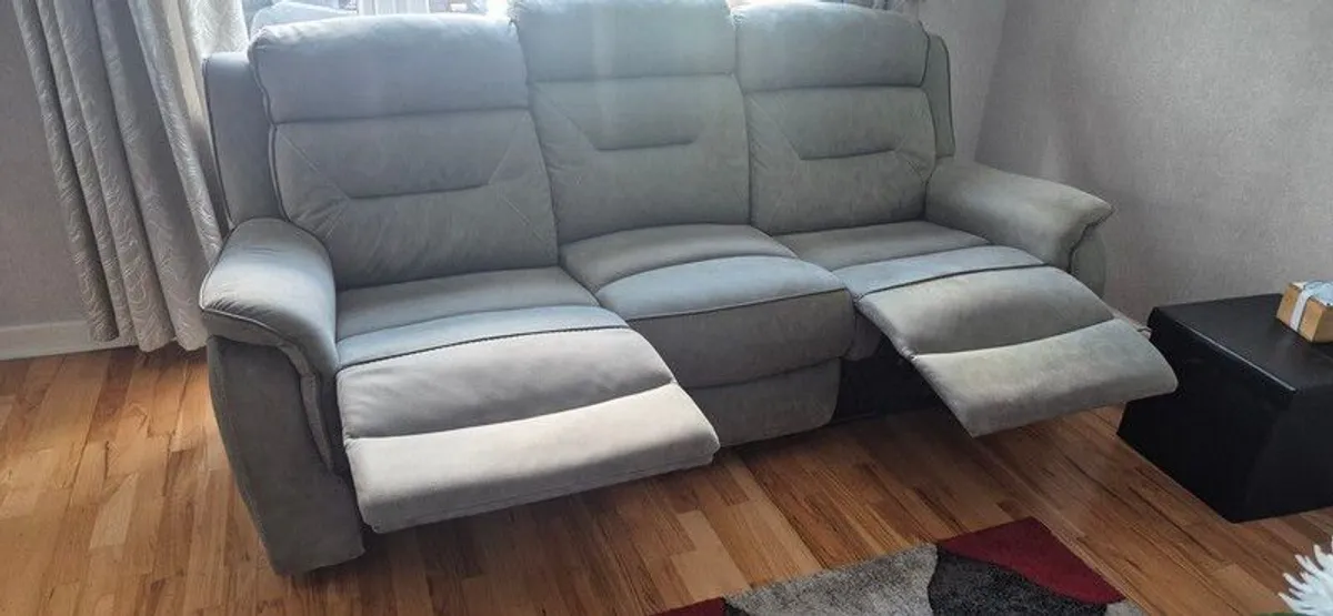 3 seater sofa - Image 2
