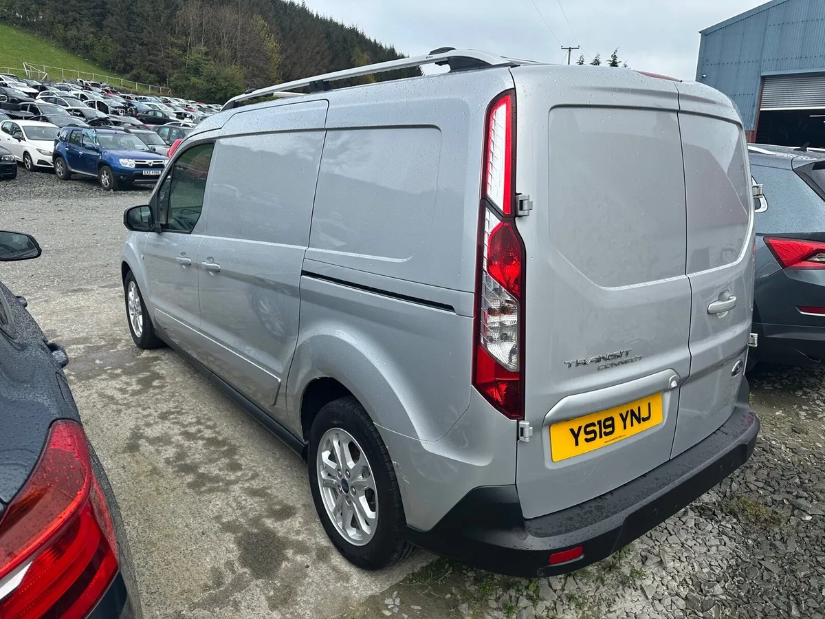 2019 Ford Connect 1.5d EcoBlue 120ps LTD VAN AUTO - Image 4