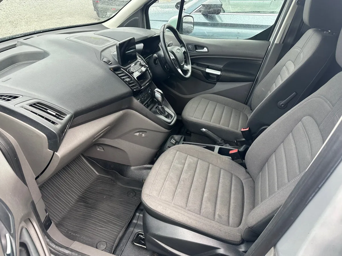 2019 Ford Connect 1.5d EcoBlue 120ps LTD VAN AUTO - Image 3