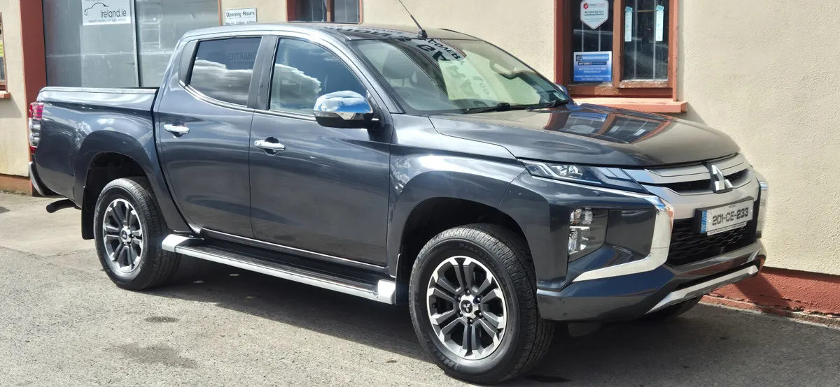 Mitsubishi L200 2020 Manual - Image 3