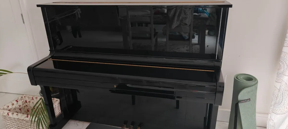 Yamaha U1 piano ~Reconditioned~ great quality - Image 2