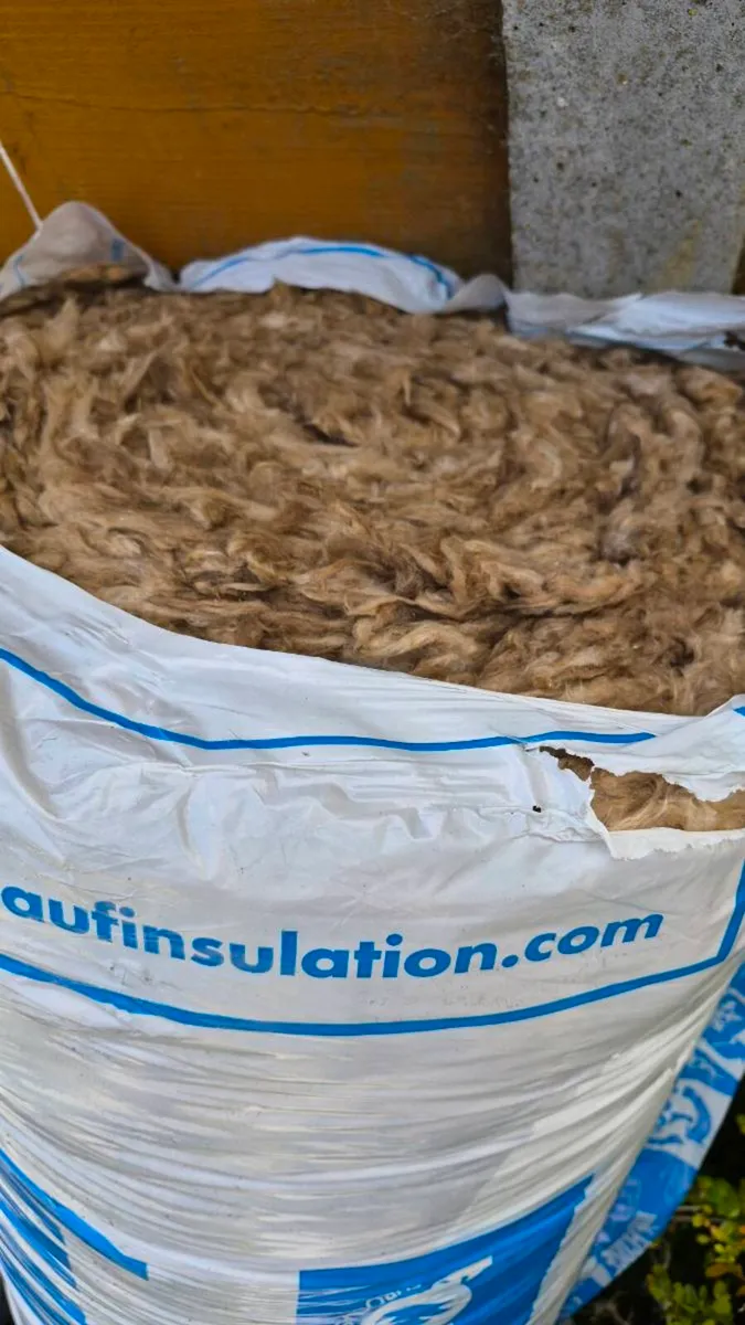 Knauf Earthwoll Loft Roll 44 Combi - Image 1