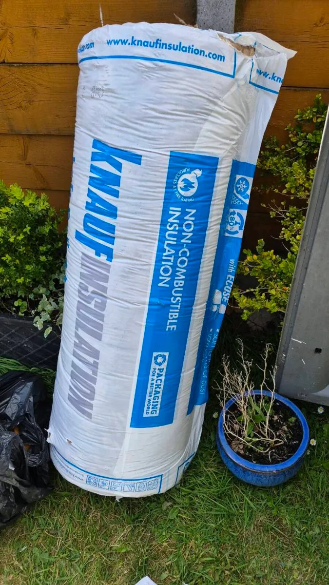 Knauf Earthwoll Loft Roll 44 Combi - Image 2