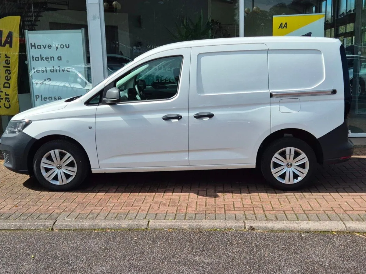 Volkswagen Caddy CADDY CARGO TDI 102BHP  M6F 2DR - Image 2