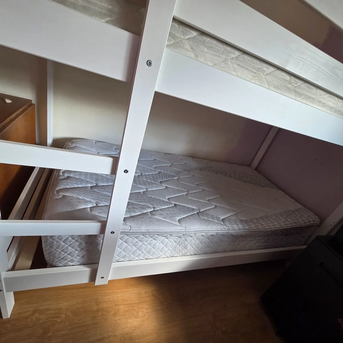 Bunk beds - Image 1