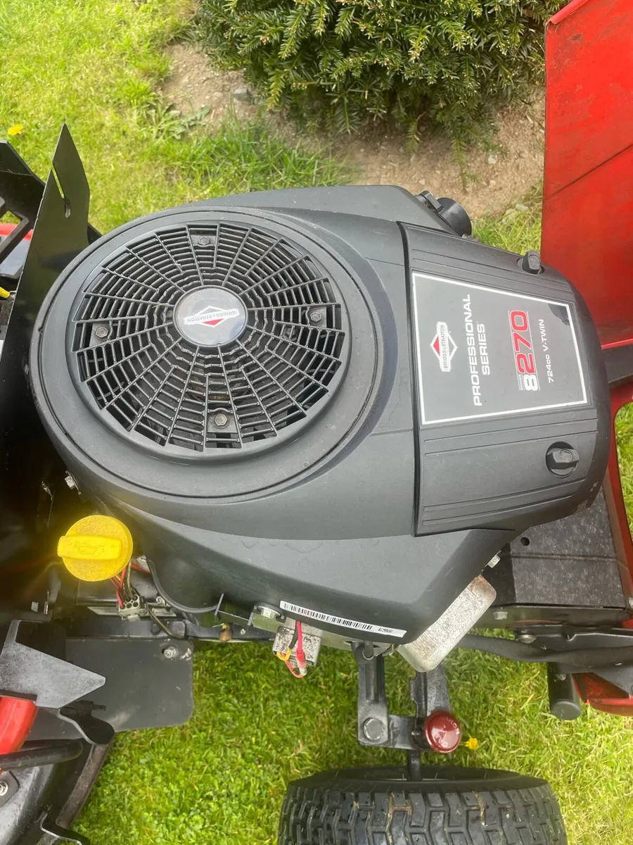 Ride on lawnmower - Image 4