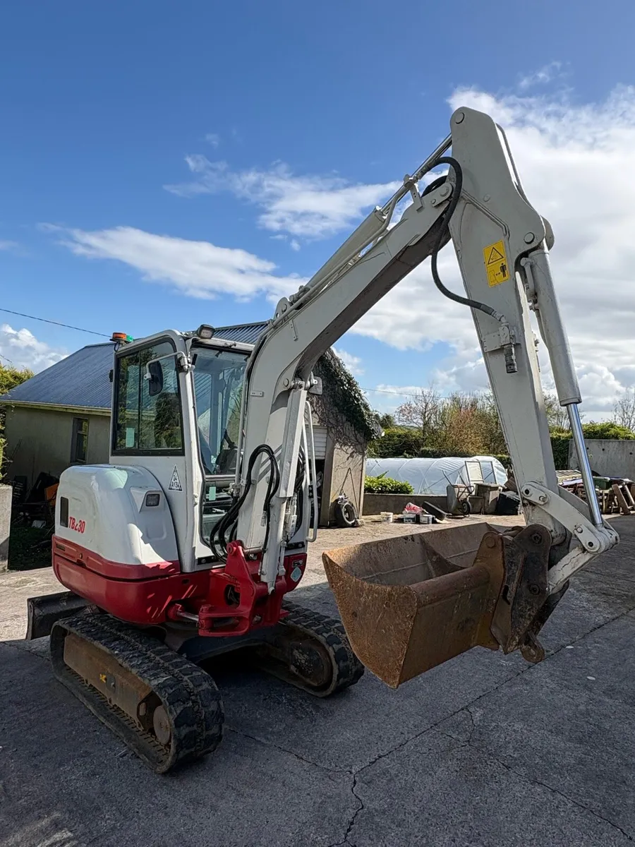 Takeuchi TB230 - Image 2