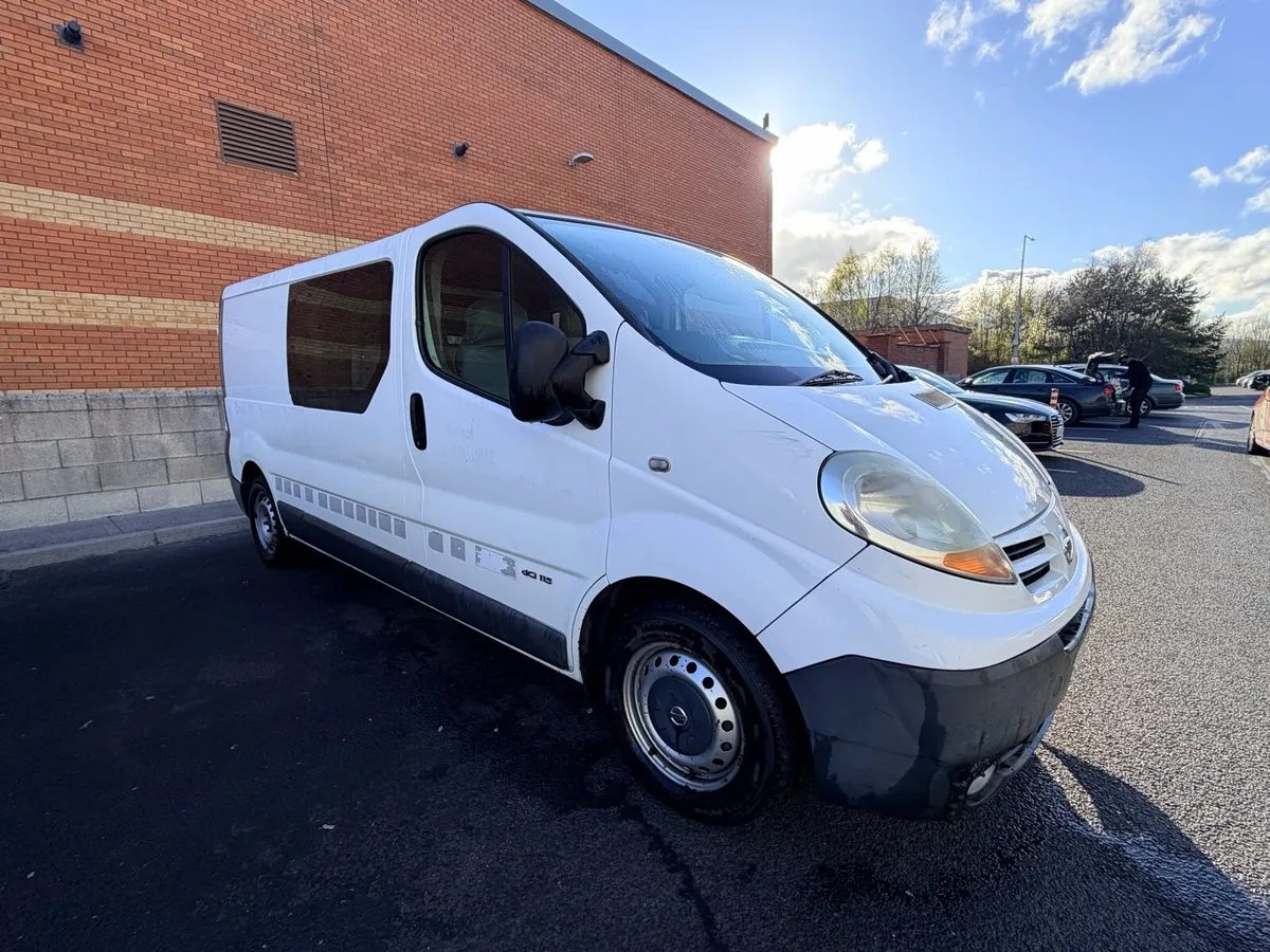 Nissan Primastar crewcab 6 seater 2.0 dci - Image 1