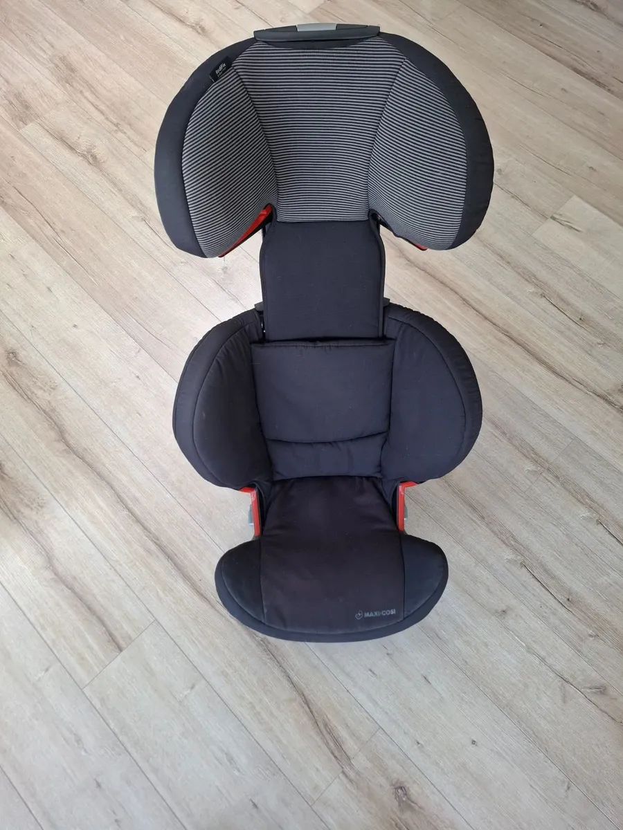 Maxi Cosi RodiFix Car Seat (IsoFix)