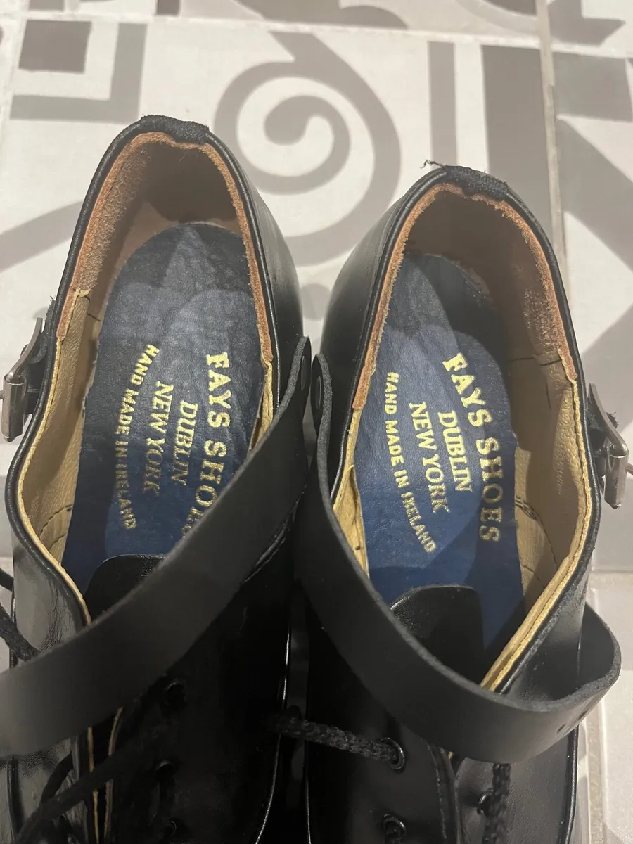 Size 7 Fays Irish dancing heavy shoes - Image 2
