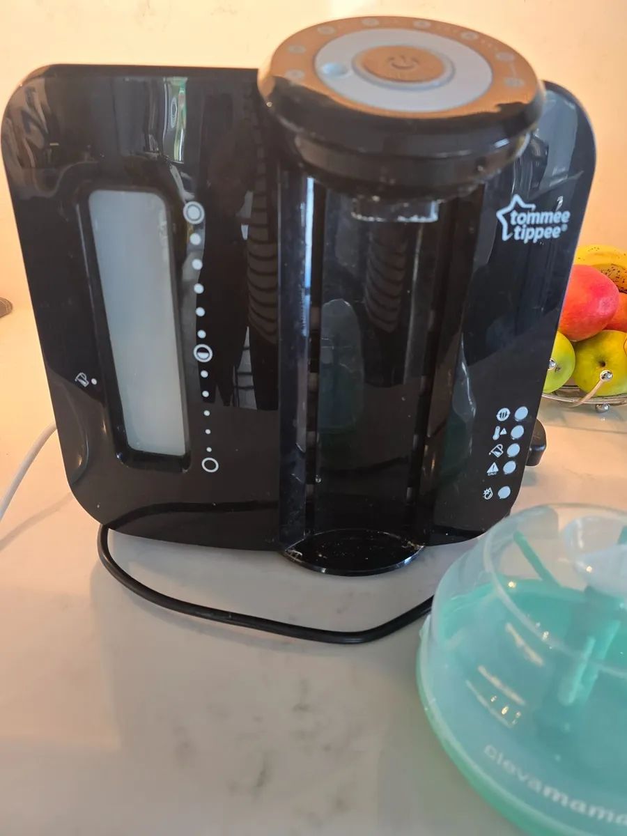 Baby feeding bundle - Image 1