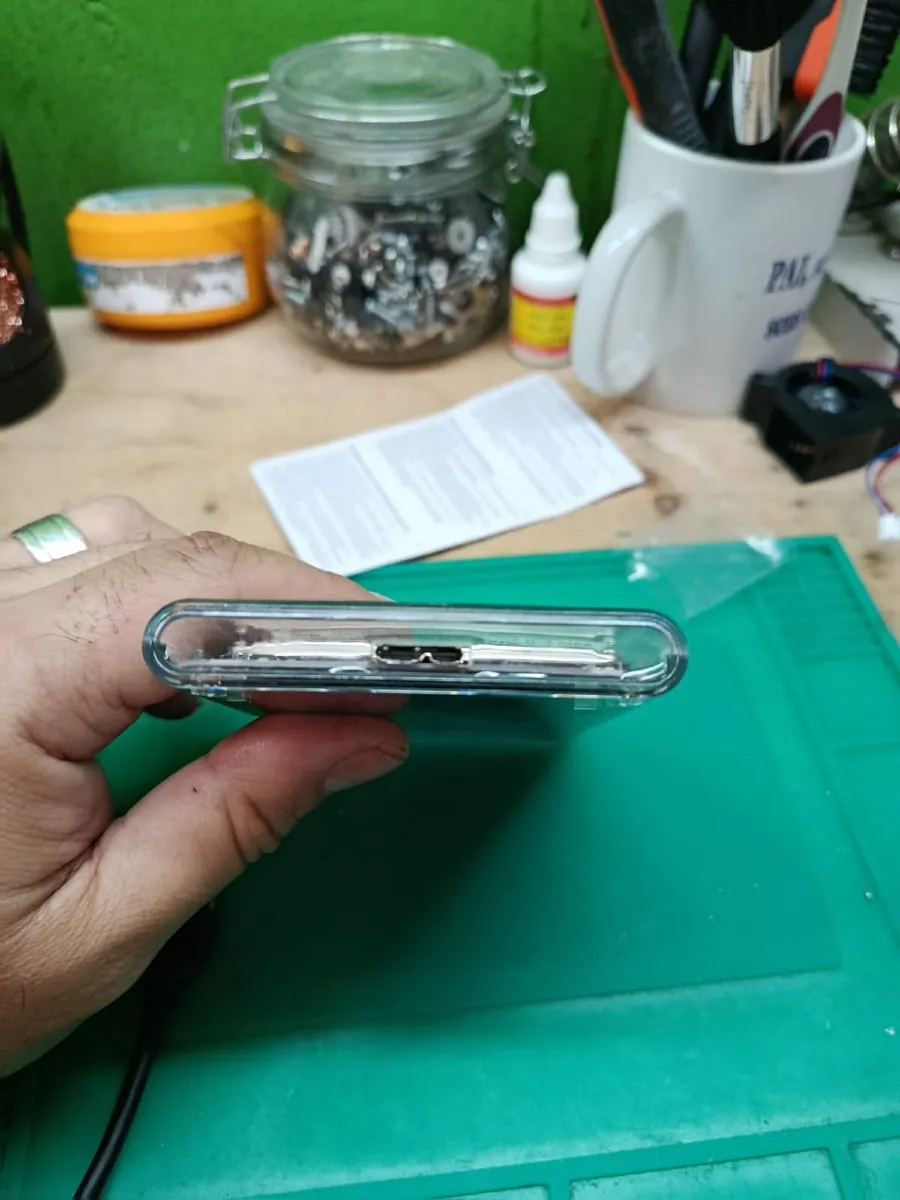 160 GB external hard drive - Image 2