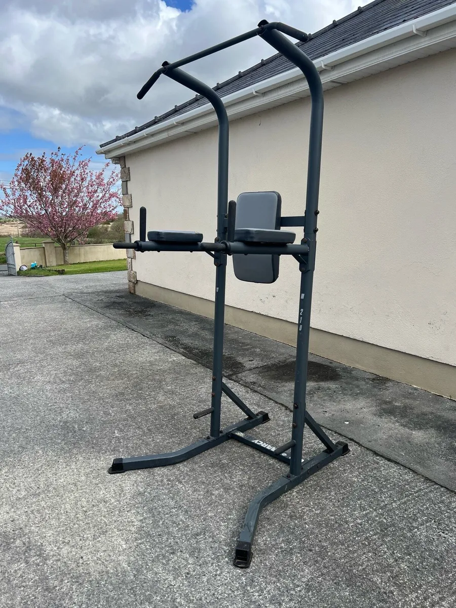 Pull up/dip station - Image 1