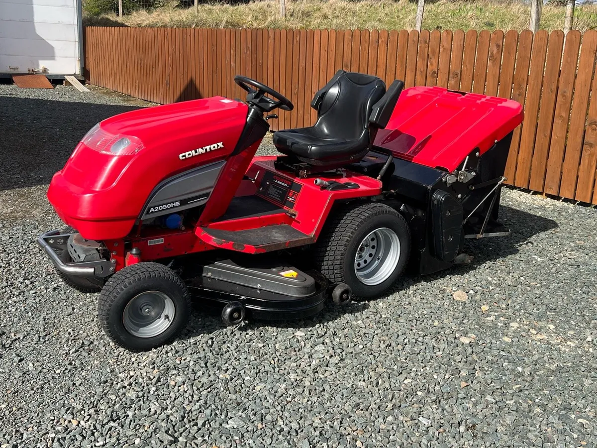 Countax A2050HE Ride on lawnmower - Image 3