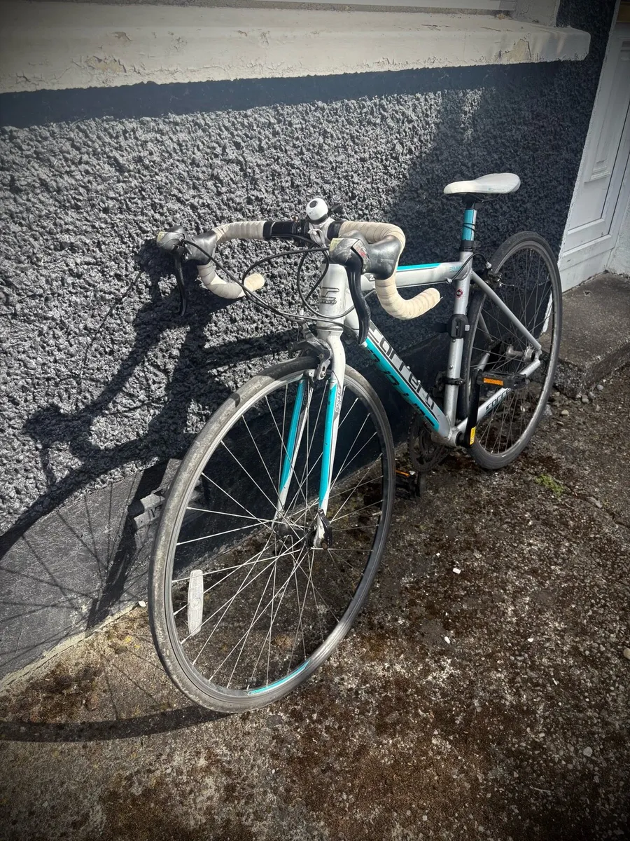 Carrera Zelos Road Bike XS - Image 3