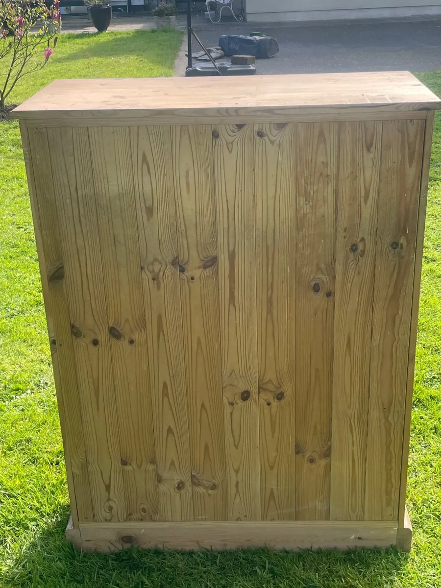 Chest of drawers - Image 2