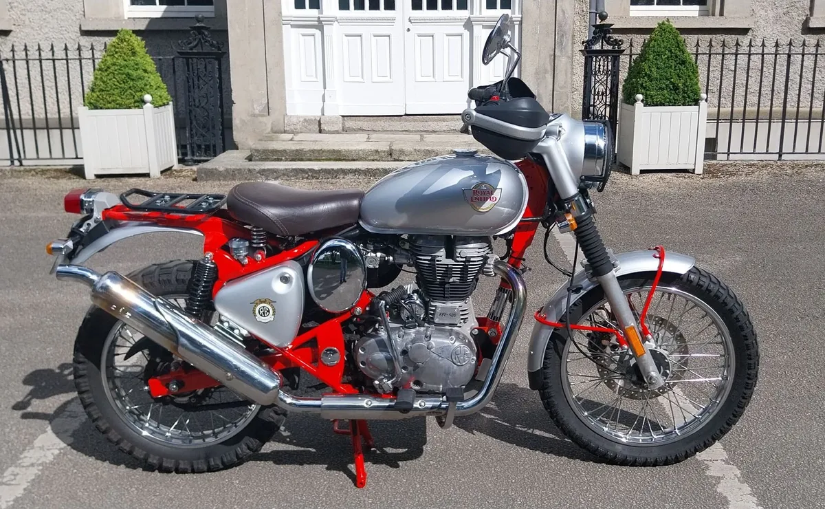 21 ROYAL ENFIELD BULLET - Image 1