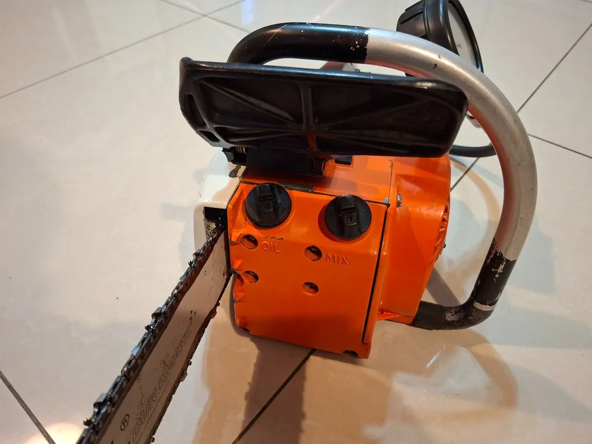 Stihl 015 AV Vintage Chainsaw Spares + Repairs - Image 3