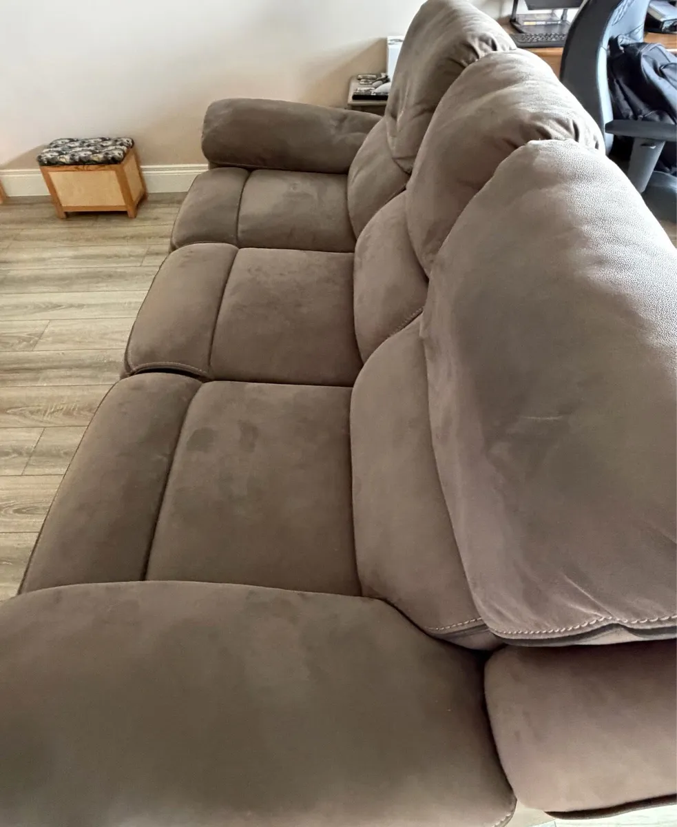 3 seater sofa for sale - Image 3