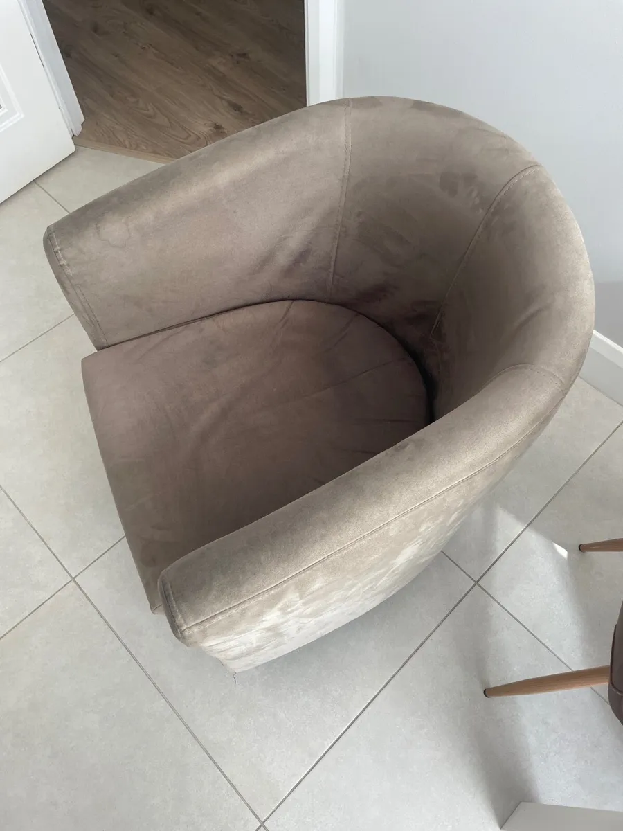 Tub chairs - Image 2