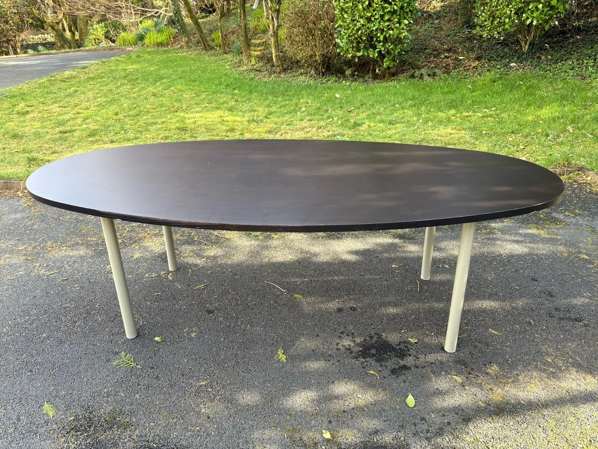 Habitat Oval table - Image 2