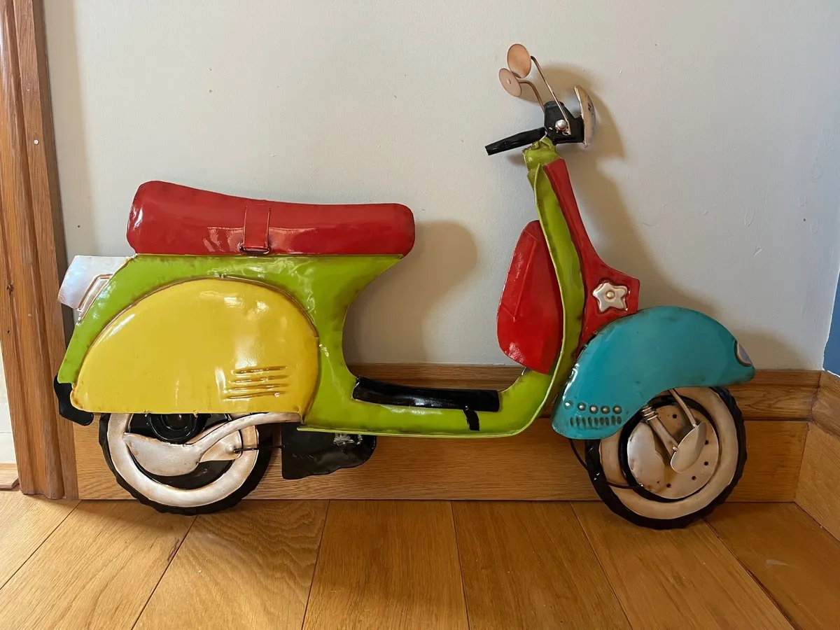 Vespa wall mounted art - Image 1