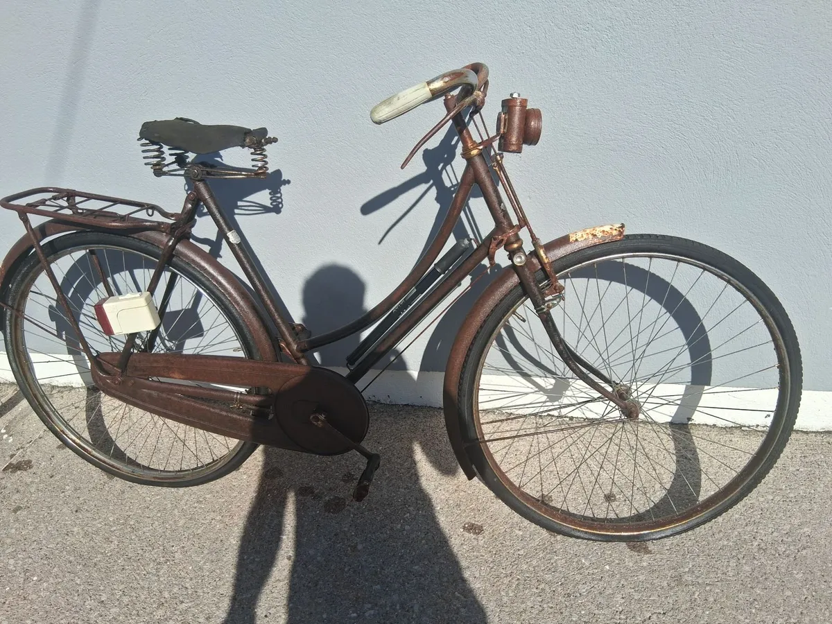 2 very old  high nelly  bikes - Image 2