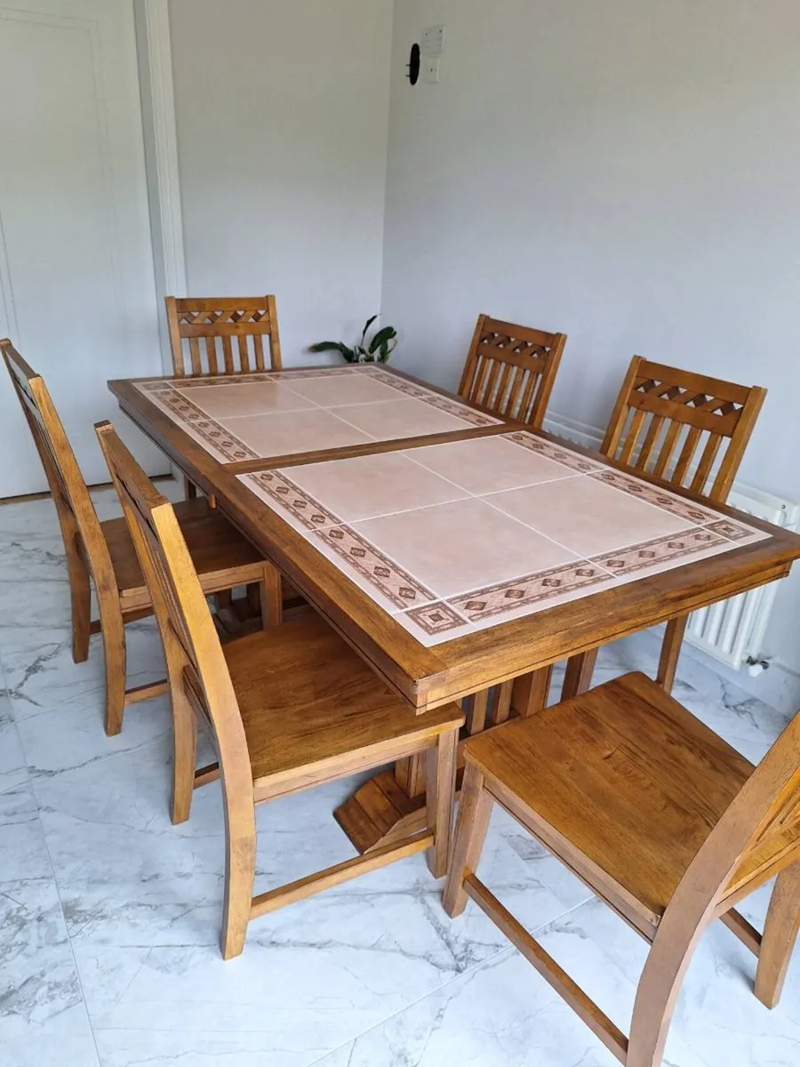 Kitchen Table & Chairs - Image 1