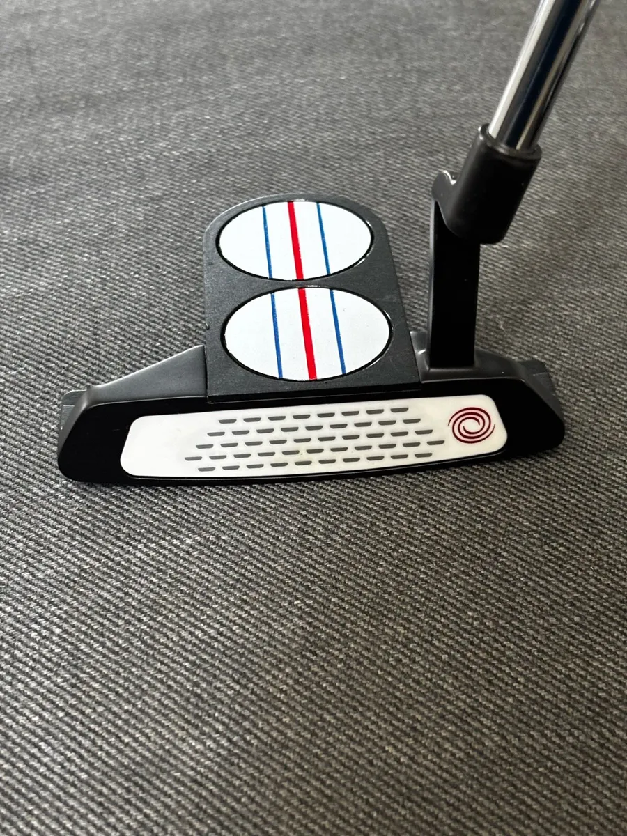 Odyssey Triple Track Blade 2 Ball - Image 1