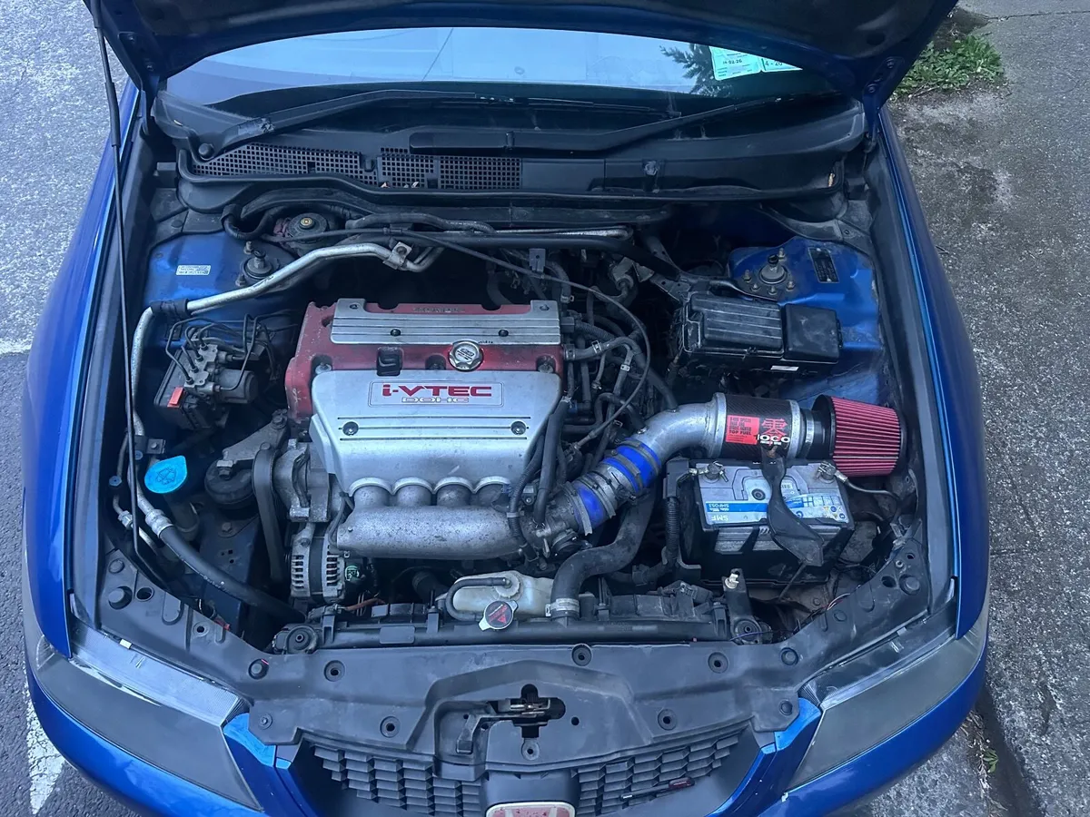 Honda Accord 2003 - Image 2