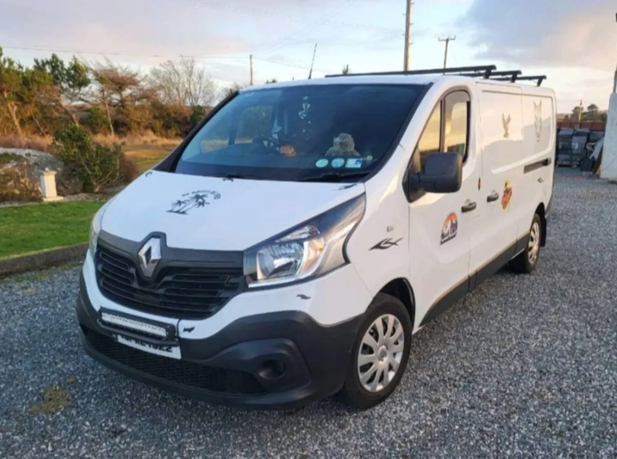 Renault Traffic Private Camper - Image 1