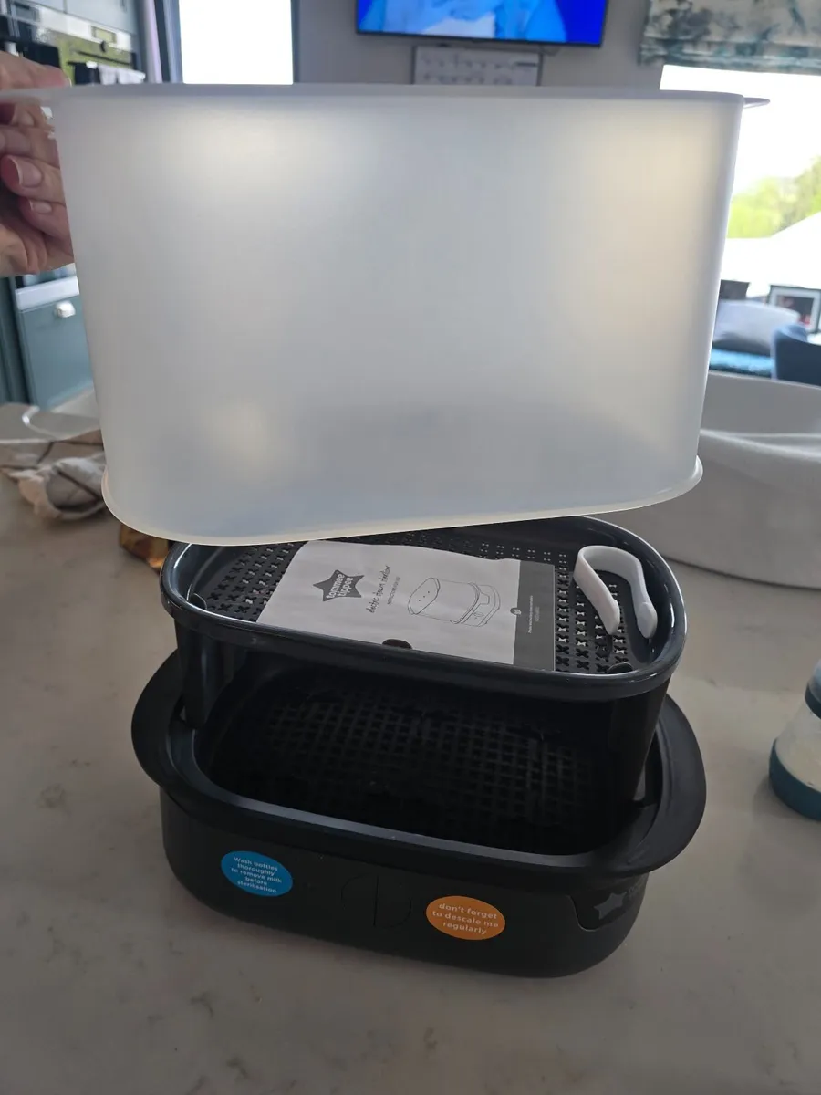 Tommee Tippee bottle sterliser - Image 2