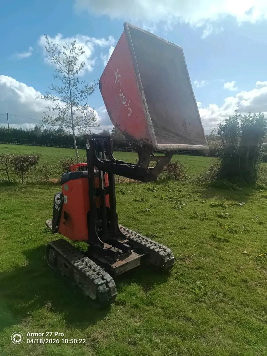 Kubota Hi tip tracked dumper - Image 4