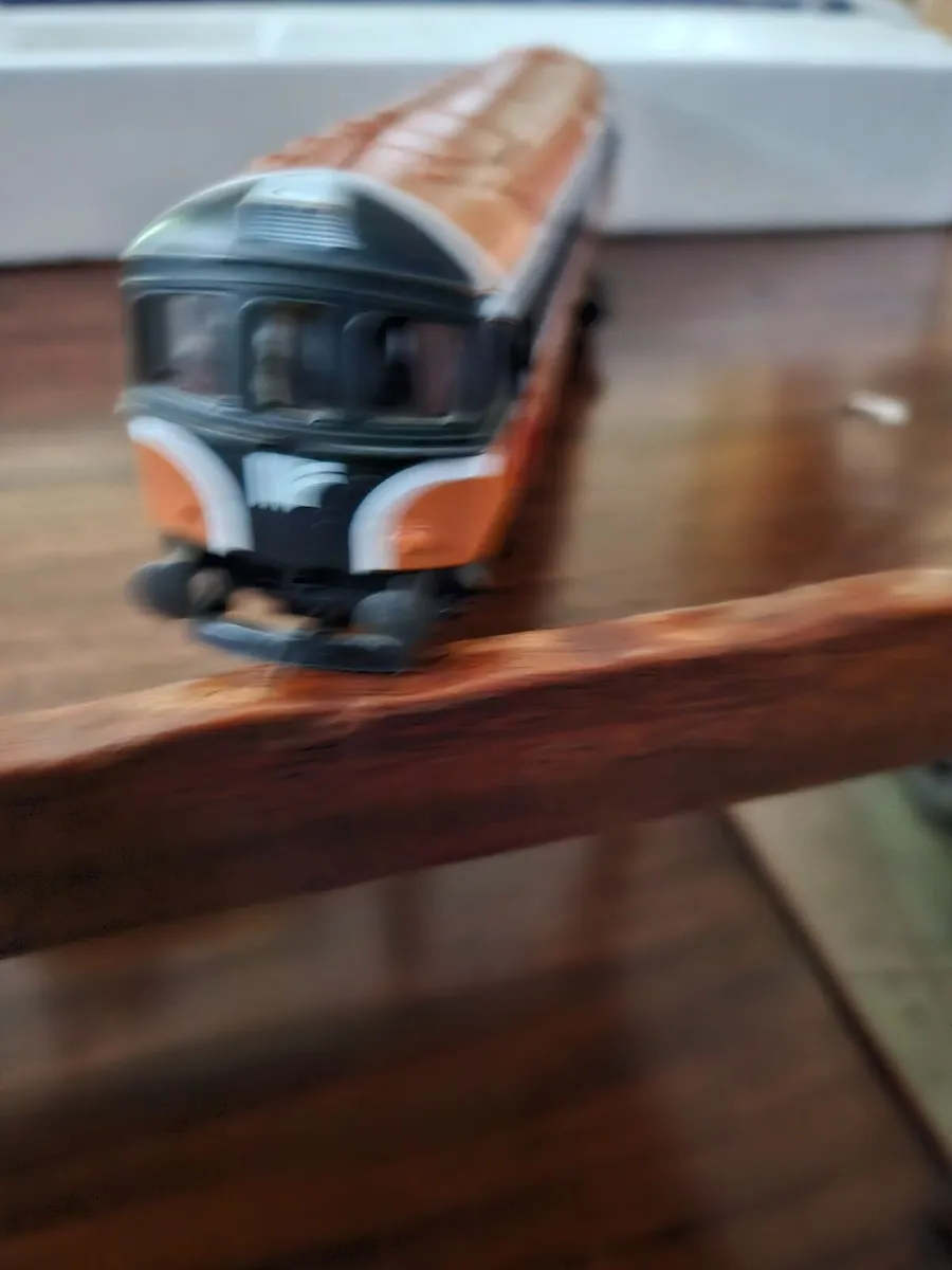 Hornby Lima OO Gauge Irish Rail CIE Engine - Image 3