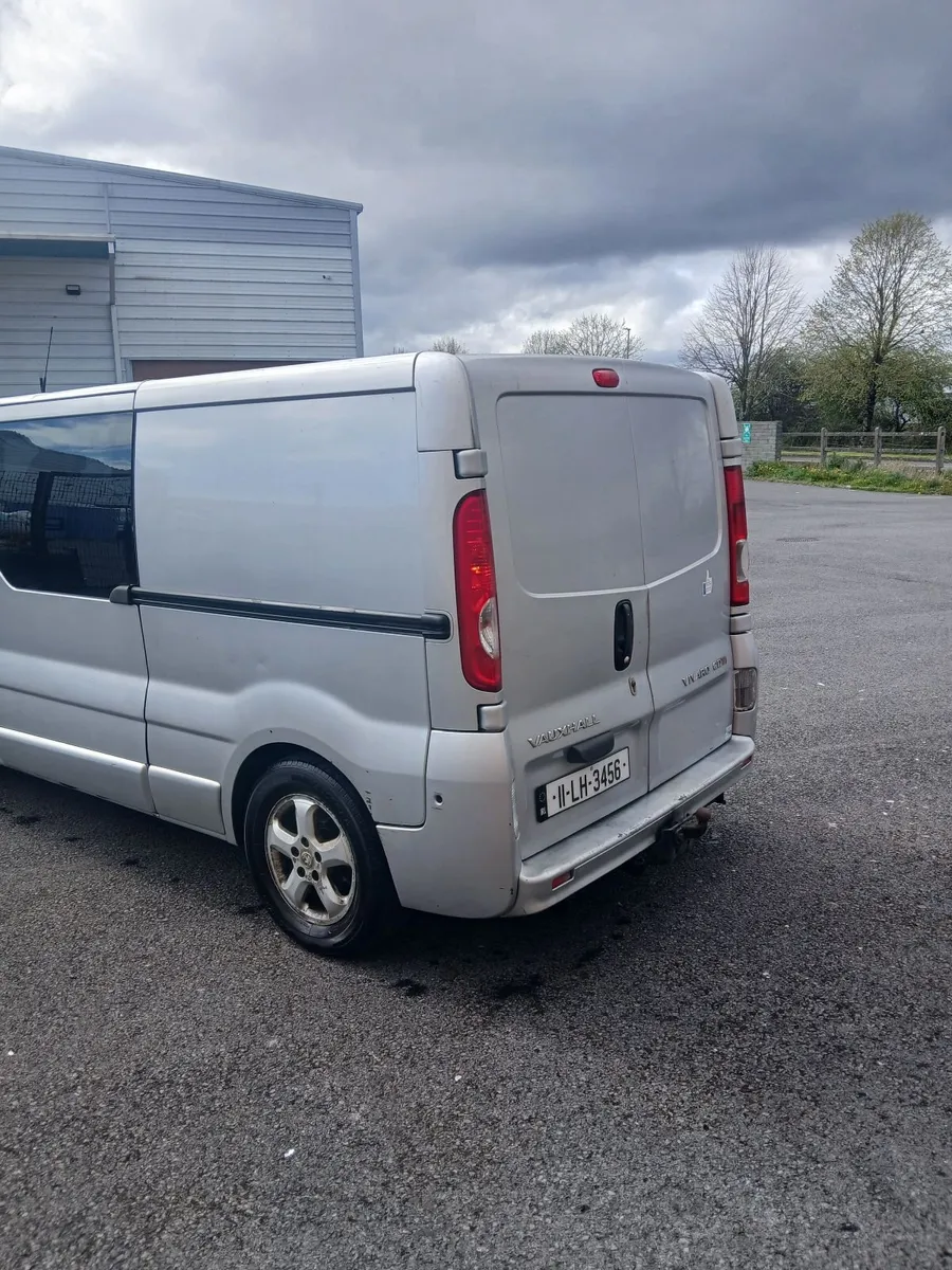 Vauxhall Vivaro 2011 - Image 2