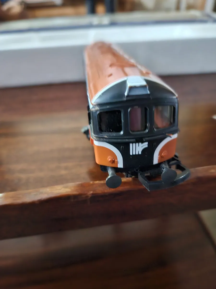 Hornby Lima OO Gauge Irish Rail CIE Engine - Image 4