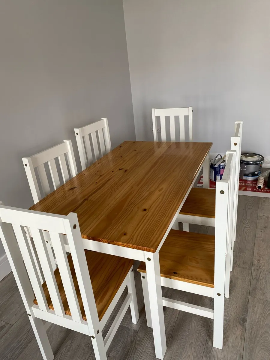 Dinning table and 6 chairs - Image 1