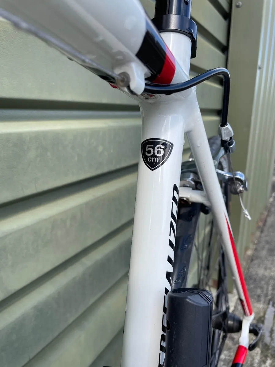 Mens Specialised road bike - Image 3