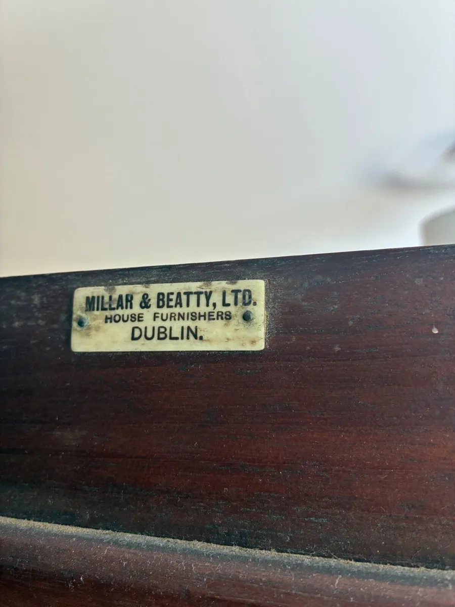 Antique wardrobe - Image 4