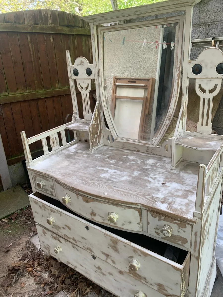 Vintage dresser - Image 3