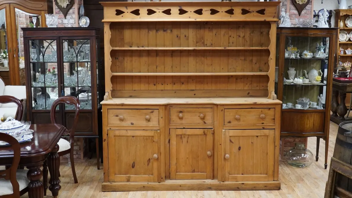 Large Vintage Pine Welsh Dresser - Image 2