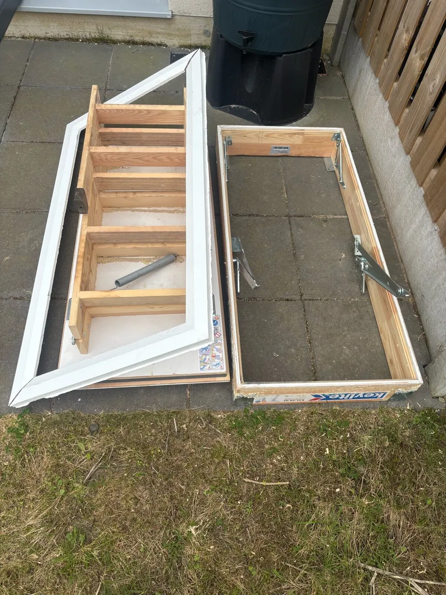 Attic stairs - Image 1