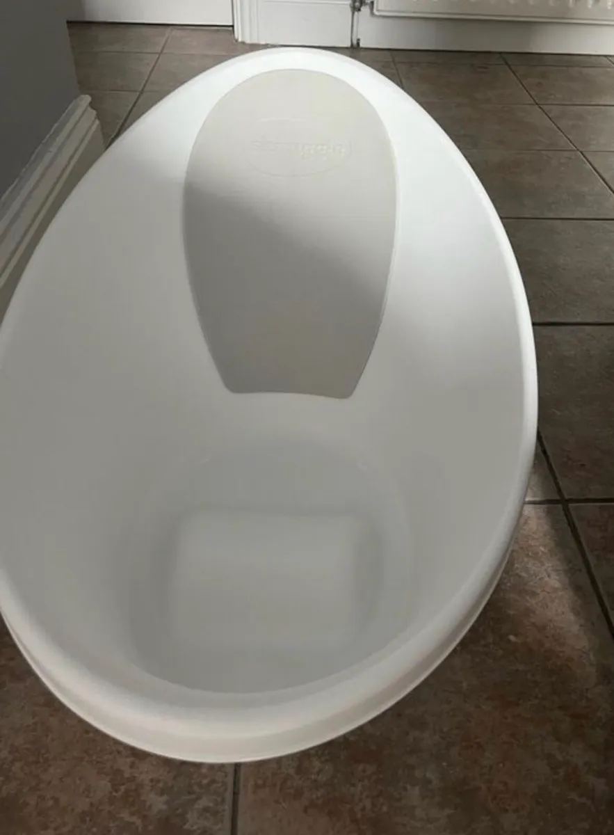 Baby bath - Image 1